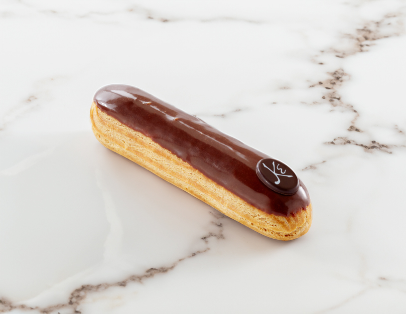 Eclair au chocolat noir