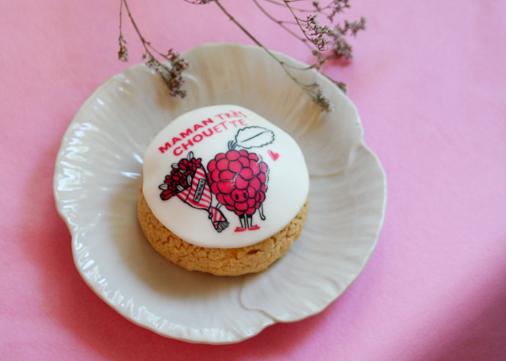 MOTHER’S DAY RASPBERRY CHOUX